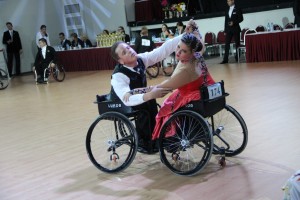 16-летние танцоры с инвалидностью смогут представить Петербург на международном турнире в Финляндии