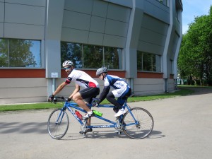 Оказана поддержка слабовидящему спортсмену