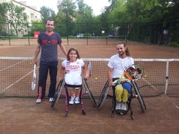 Для новых побед теннисистов необходима теннисная пушка Playmate Volley