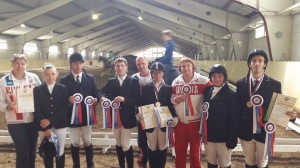 Петербургские спортсмены заняли весь пьедестал Чемпионата России по конному спорту ЛИН