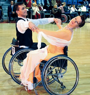 Приглашаем на фестиваль танцев на колясках «Адмиралтейское танго»