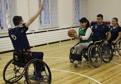 Поддержите детский баскетбол на колясках