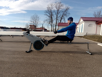 Благодарим за поддержку пара-гребцов