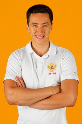 "Ни один тренер за вас не похудеет" – интервью Тимура Султанова