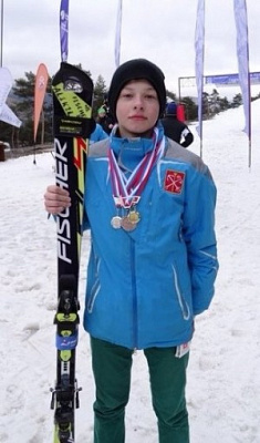 Маленькому паралимпийцу необходимы занятия на уникальном тренажере