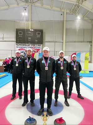 Поддержка необходима сборной Санкт-Петербурга по керлингу (спорт глухих)