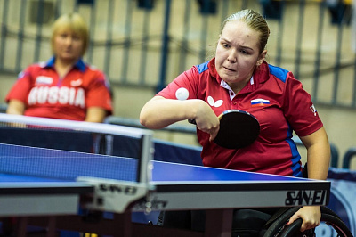 Благодарим за помощь команде по настольному теннису (лиц с ПОДА) !