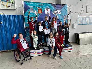 24 медали у наших пловцов!