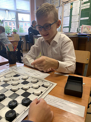 Поддержим юных шахматистов!